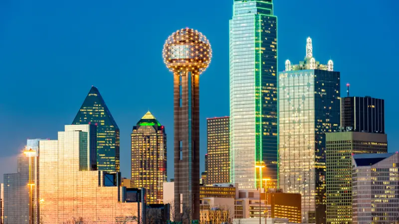 Should I Move to Dallas or Fort Worth?