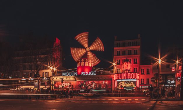 Is Moulin Rouge Safe at Night?